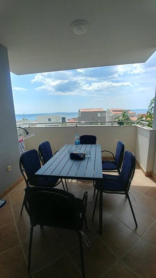 Islando 3 Apartment Novalja Exterior photo